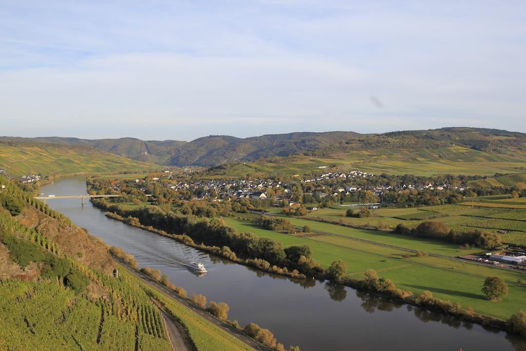 Hotel Zur Post Mulheim an der Mosel Eksteriør billede